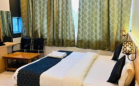 Hotel Ramay Palace 400 Meter From Ram Mandir Ayodhya